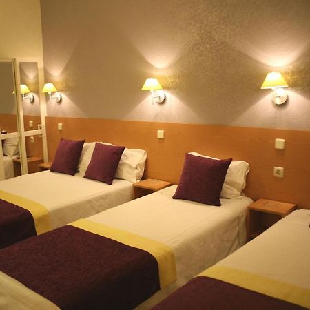 ליסבון Estrela Dos Anjos Guesthouse חדר תמונה